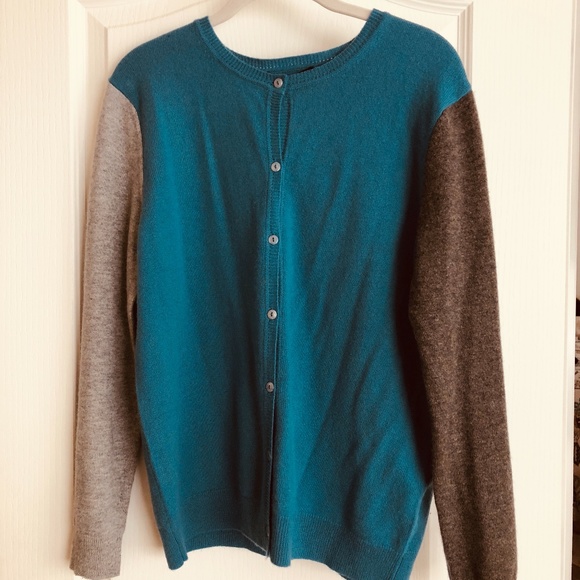 Mongolian Cashmere Color-block Cardigan Sweater - Medium - Picture 3 of 13